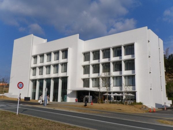 九州大学稲盛財団記念館