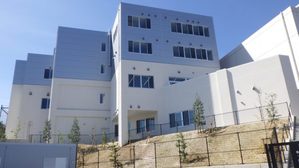名古屋国際学園イースト・ビル