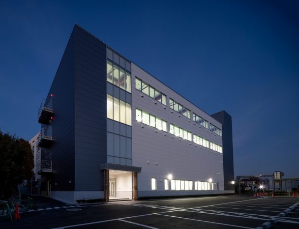 日本板硝子株式会社技術研究所第2研究棟